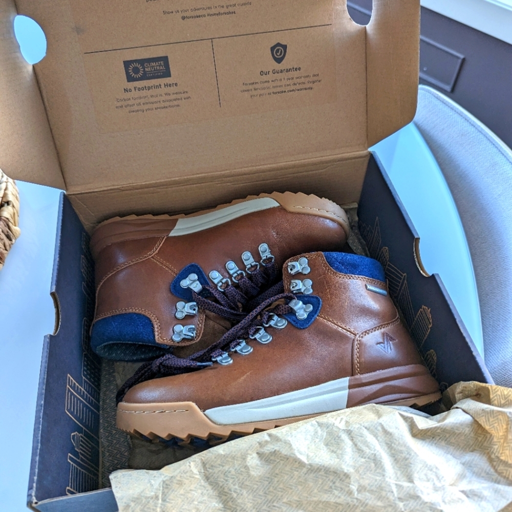 New in box! Brown and Navy Forsake Patch Mid hiking boots. Awesome hikers!
